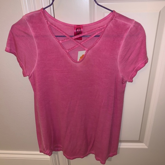PINK CRISS-CROSS SHIRT (CHILD M) - Picture 2 of 4
